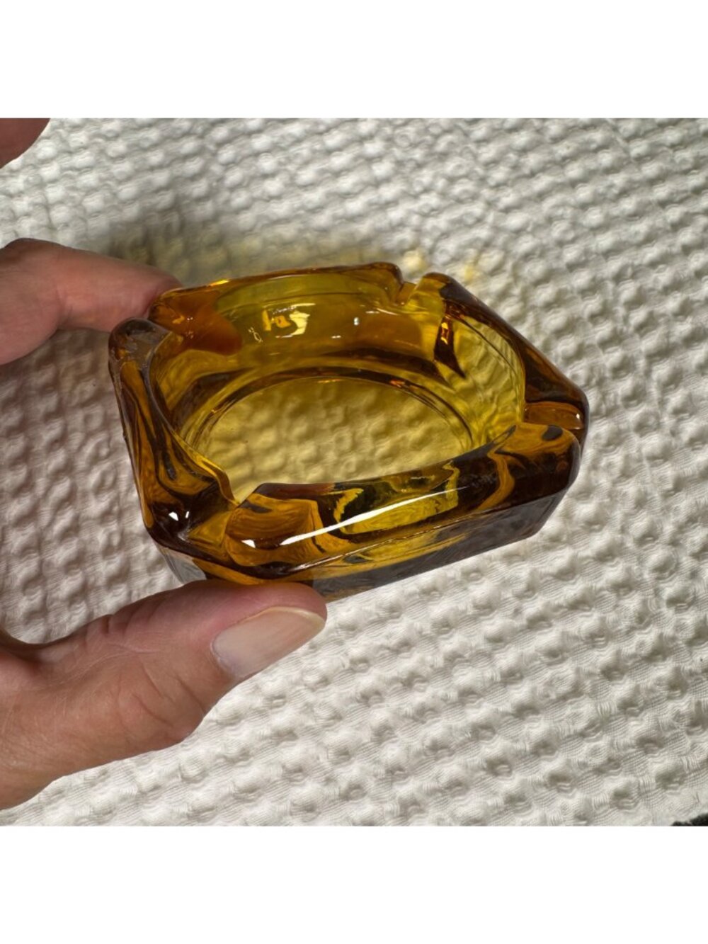 Vintage Amber Glass Ashtray With Square Design - Picture 3 of 9